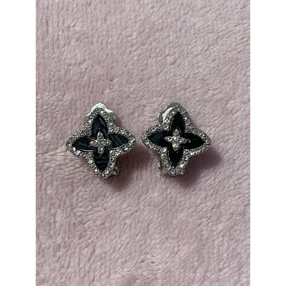 NWT Black & Clear Rhinestone Clip Leaf Clover Earrings Silver Tone By Nicole